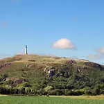2 Bed In Oc-q29885 Semesterbostad Ulverston