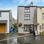 2 Bed In Oc-q29885 *